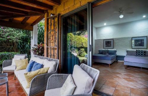 Cuernavaca House | Cozy family house I Pool & Bar l Cuernavaca