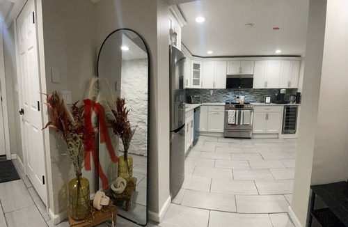 Greenville Apartment | Cozy private bedroom w-living room sofa bed w-central air and wifi. Beautiful!