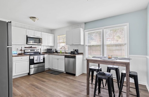 Fuquay-Varina House | Cozy Ranch 15 Min to Raleigh Downtown and 15 to Fuquay-Varina Downtown
