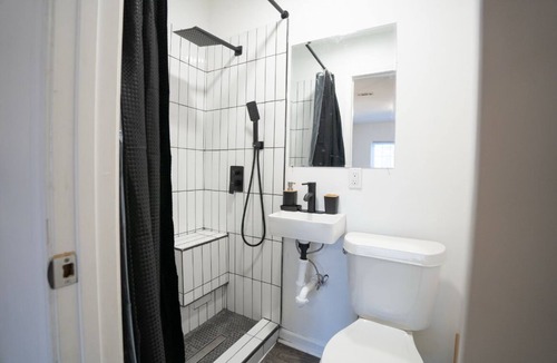 Duluth Apartment | Cozy studio in lovely Duluth with WiFi, AC