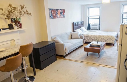 Little Italy Apartment | Cozy Studio in West Village