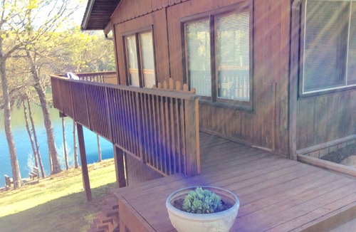 Huddleston House | Cozy Waterfront Cottage - Cabin 7 Cedar Key, No Wake Cove, Great Views!