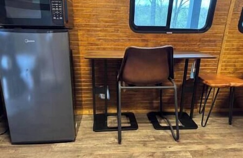 Ridgeline Vistas Apartment | Creekside Camper - Nature, Hammock, No Fees
