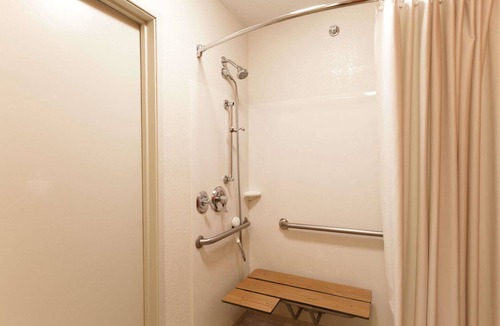 Kendall Park Hotel | Days Inn by Wyndham Monmouth Junction/S Brunswick/Princeton