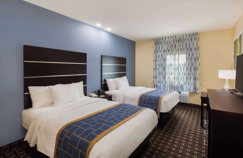 Scotlandville Hotel | Days Inn by Wyndham Baton Rouge Airport