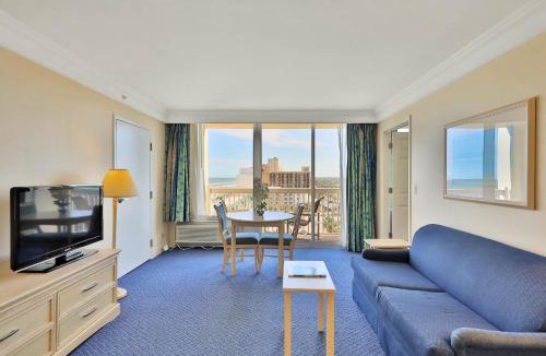 Ortona Park House | Daytona Beach Resort 807