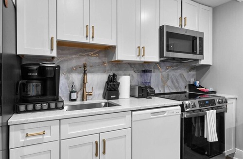 Truxton Circle Hotel | DC Urban Retreat+3Bed+Newly Renovated