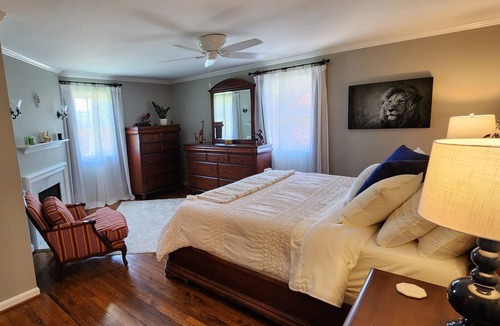 Carrolltowne Cottage | Deer Park Retreat