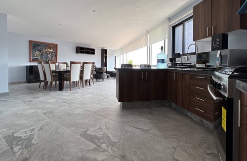 Bosques de las Lomas Apartment | Deparment for large groups