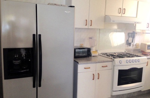 Costa Azul Apartment | Departamento Junto a la Playa con Hermosa Vista a la Bahía, y Servicios de Hotel