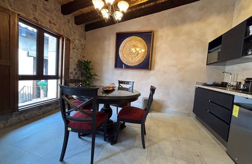 Santeagueda Apartment | Departamento Carlo Crivelli