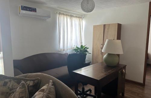 La Joya Apartment | Departamento en fraccionamiento para 4 personas, cuenta con todo para estancias largas, seguridad y estacionamiento, zona céntrica, bancos,garitas,plazas