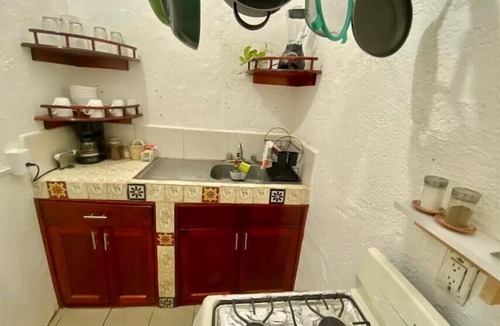 Calzada Madero House | Departamento Huzares" wifi 100 Mbps.