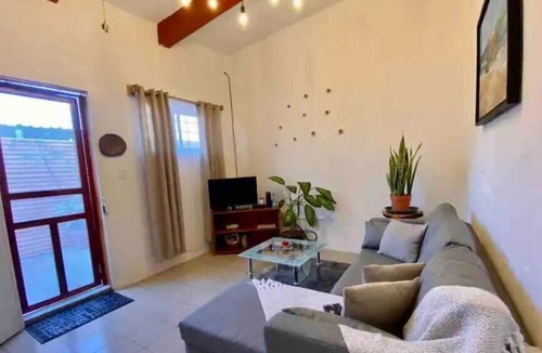 Calzada Madero House | Departamento Huzares" wifi 100 Mbps.