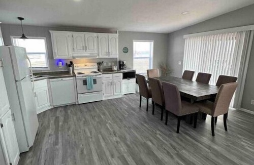 Devils Lake House | Devils Lake’s Hidden Gem