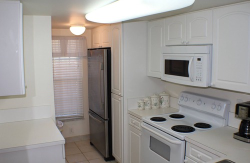 Point East Condo | Direct Ocean Front Ground Floor Corner Unit 2/2