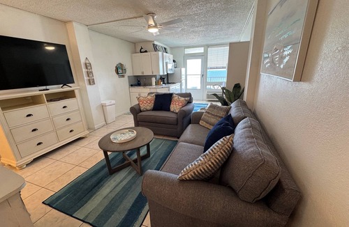 Ribault Condo | Direct ocean front view 1 bedroom 2 Pools
