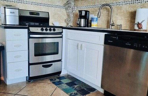 East Daytona Apartment | DIRECT OCEAN VIEW BALCONY-STUDIO Read "About this property" below.