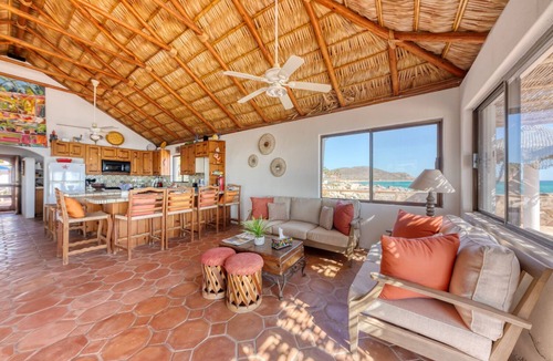 Cabo Pulmo House | Directly on the Ocean in Cabo Pulmo with A/C!
