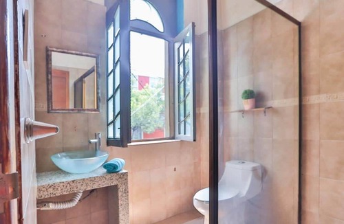 Colonia Roma Bed & Breakfast | Discover La Roma from Your Private Retreat