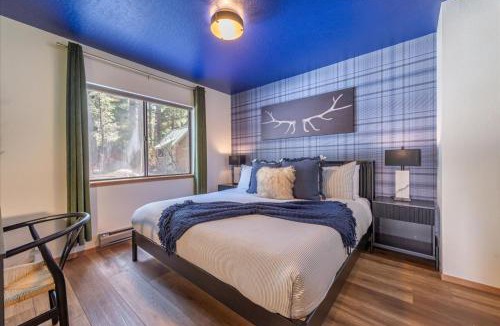 Ponderosa Palisades House | Donner Lake Outpost home