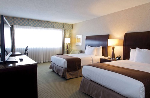 Core Hotel | DoubleTree by Hilton Hotel St. Paul Downtown