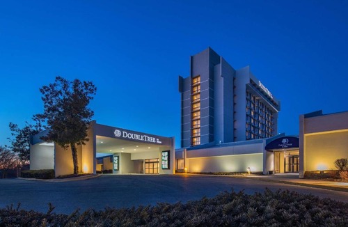 Gaithersburg Hotel | DoubleTree by Hilton Washington DC North/Gaithersburg