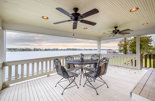 New Roads House | "Down by the River" with all amenities and recently updated