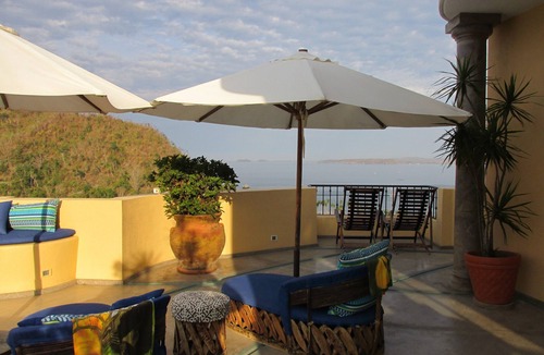 La Manzanilla Apartment | Dramatic Ocean Views & Starry Nights