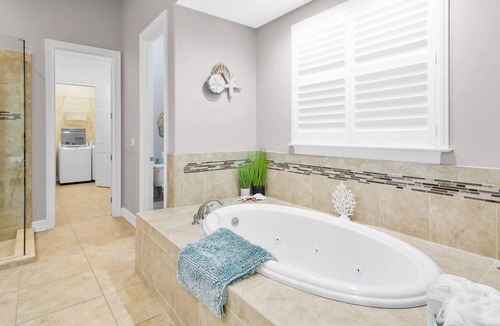 Indian Harbour Beach Villa | Dream Weaver - 5 BR Patio filled Oasis