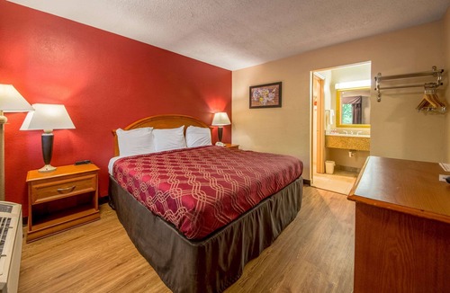 Mount Laurel Hotel | Econo Lodge Mount Laurel - Philadelphia East