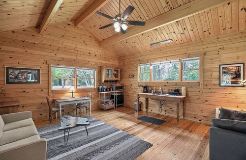 Ridge Cabin | El Camino