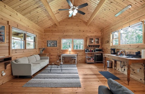 Ridge Cabin | El Camino