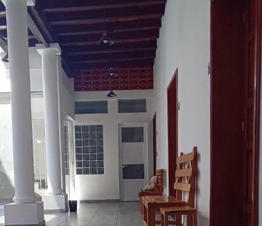 Centro Hostel | El Salto de Camela - Vera y Espín Hostal