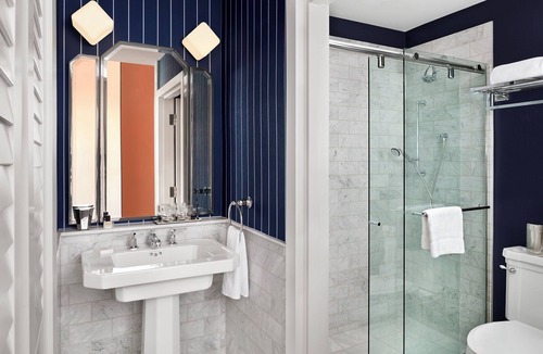 Chinatown Hotel | Elegant DC Haven | 3 Units | Classic King Rooms | Near Landmarks