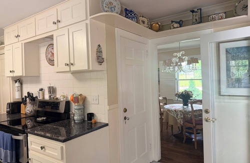 Winston - Salem House | Elegant Pet Friendly Ranch Home close to everything!