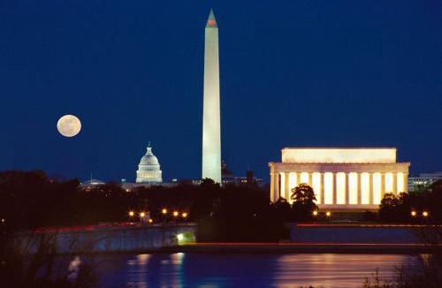 Friendship Heights Hotel | Embassy Suites by Hilton Washington DC Chevy Chase Pavilion