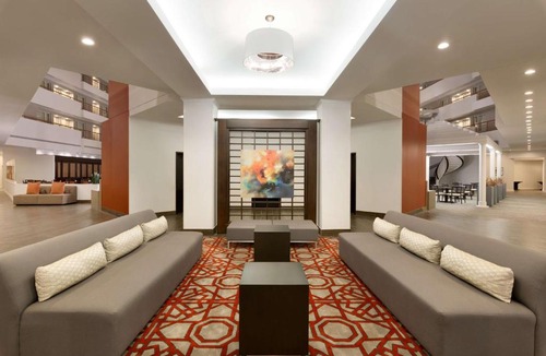 Linthicum Heights Hotel | Embassy Suites by Hilton Baltimore at BWI Airport