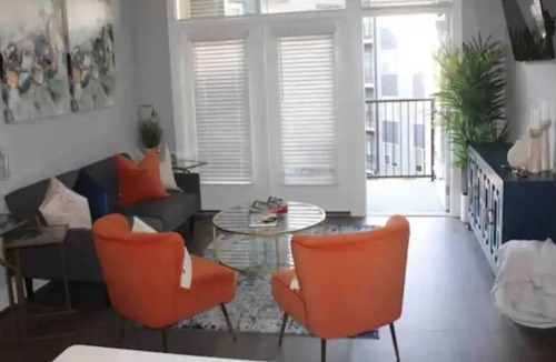 North Decatur Apartment | Emory CDC Wifi Pool 15 min to Downtown