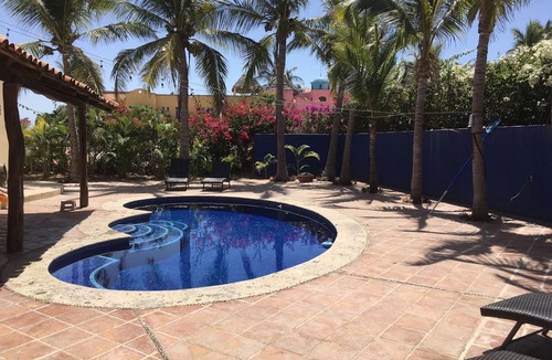 Cihuatlan House | Enjoy Mexico with your own private pool, 2 minute walk to your own private ocean