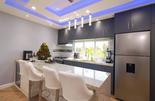 Santa Cruz Xoxocotlan Apartment | Espectacular y Moderno Apartamento, con Jacuzzi!