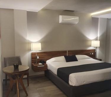 Las Americas Hotel | Estanza Hotel & Suites