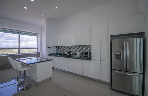 Ferrocarrilera Condo | Everything you need on the Malecon -1503 T eMe
