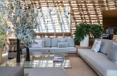 El Santuario Villa | Exclusive Ranch 4BR with Pool by Tasman