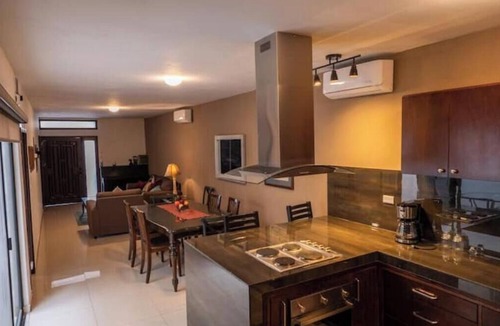 Los Mochis House | Executive Apartment with classic design