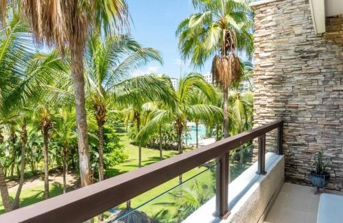 Granjas del Marques Apartment | Exquisite Acapulco Retreat in La Isla Residence