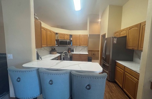 Johnstown House | Family friendly 6-bedroom house with AC in Johnstown, Colorado.