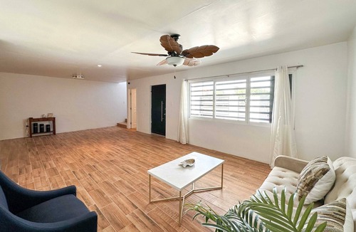 Ferrocarrilera House | Family Friendly 3BR Stay Near Sandy Beach
