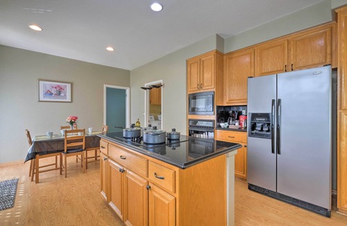 Tracy House | Family-Friendly Tracy House with Patio & Grill!
