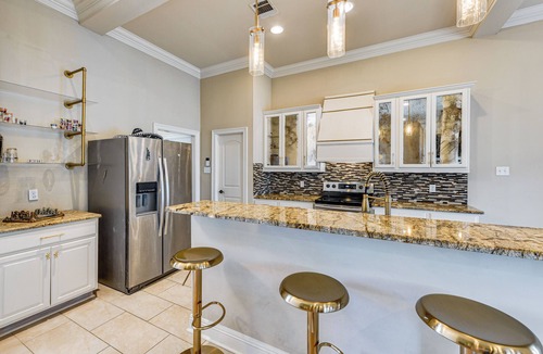 Denham Springs House | Fenced-In Yard & Pond Views: Home 18 Mi to LSU!